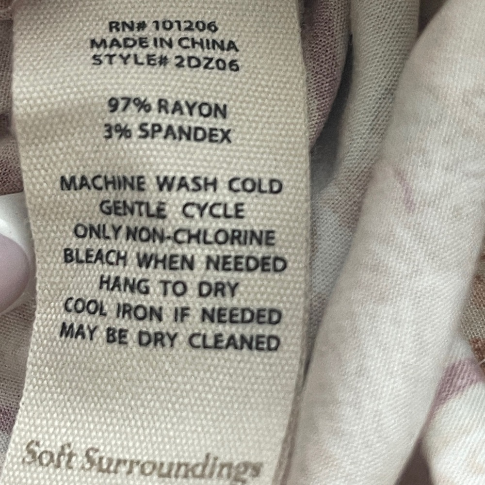 Soft Surroundings Green Yellow Floral Cusabo Top Short Sleeve Top Size large - Picture 5 of 6